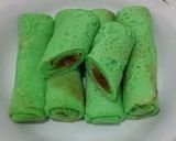 Foto langkah ke 4 dari resep Dadar Gulung.