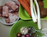 Foto langkah ke 1 dari resep Sop iga.