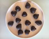Foto del passaggio 8 della ricetta Castagne di cioccolato 🌷