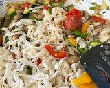 Foto del paso 3 de la receta: Noodles konjac con verduras