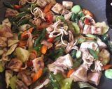 Foto langkah ke 5 dari resep 🐙Cumi Asin Cabai Hijau🐙.