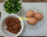 Foto langkah ke 2 dari resep #99 Martabak Telor Isi Daging Rendang.