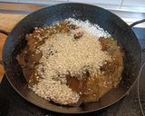 Foto del paso 4 de la receta: Arroz caldoso con conejo de campo