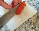 Foto del paso 3 de la receta: Ensalada de papa y salmón con salsa de eneldo