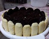 A picture of step 5 of So Easy No Bake Oreo Cheesecake.
