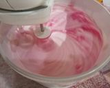 Foto langkah ke 5 dari resep Putu Ayu Strawberry.
