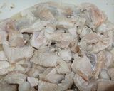 Hình bước làm 1 của món Thịt heo rang húng quế