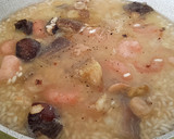 Foto del paso 3 de la receta: Arroz con hongos Porcini y langostinos