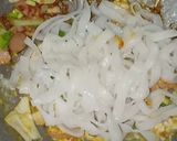 Foto langkah ke 3 dari resep Kwetiau goreng.