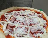 Foto langkah ke 3 dari resep Homemade Pizza Super Empuk.