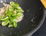 A picture of step 3 of Soya bean masala.