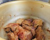 Foto del paso 2 de la receta: Carapulcra Limeña 🥔🥩🍚🍷