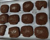 Foto langkah ke 9 dari resep Biskuit coklat mudah & sederhana anti gagal.