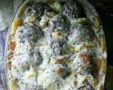 Foto del paso 5 de la receta: Albóndigas gratinadas con salsa blanca y base de papas😎