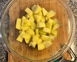 Foto del paso 1 de la receta: Guarnición de papas al microondas