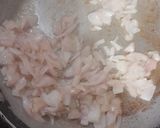 A picture of step 1 of Chicken cheese patties.