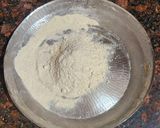 A picture of step 1 of Capsicum Papad Paratha.
