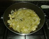 Foto del paso 3 de la receta: Traseros de pollo en salsa
