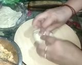 A picture of step 5 of Aloo Paratha.