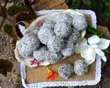 Foto del paso 4 de la receta: Trufas expres rellenas con dulce de leche💘