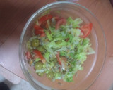 Foto del paso 1 de la receta: Ensalada de escarola con berberechos y vinagreta de hierbas