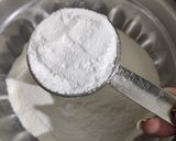 A picture of step 4 of Mango Muffins.