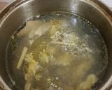 Hình bước làm 2 của món Mì chũ lứt với nạm bò hầm