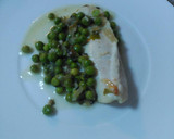 Foto del paso 6 de la receta: Merluza en salsa eneldo con guisantes