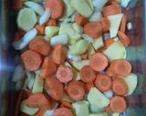 Foto del paso 2 de la receta: Peceto relleno con colchón de verduras