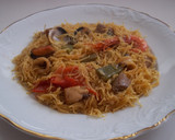 Foto del paso 16 de la receta: Guiso de pescado y marisco con fideos finos