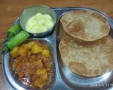 પોચી પૂરી (Soft Poori Recipe In Gujarati) રેસીપી સ્ટેપ4ફોટો