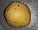 A picture of step 4 of Aloo puri.
