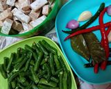 Foto langkah ke 1 dari resep Tumis tempe kacang panjang.