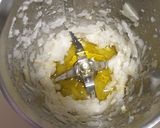 Foto del paso 4 de la receta: Merluza en salsa de oricios y vieiras. Con Mambo