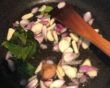Foto langkah ke 3 dari resep Tumis Cumi Hitam.