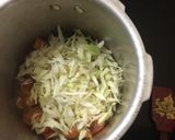 A picture of step 4 of Cabbage soup.