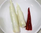 Foto langkah ke 2 dari resep Telur dadar 筊白筍,waterbamboo.