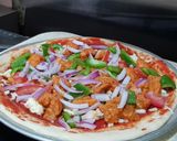 A picture of step 6 of Simple Chicken Tikka Pizza.