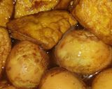 Foto langkah ke 3 dari resep Semur tahu telor.
