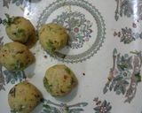 A picture of step 3 of Kurkure chatpata yummy suji balls.
