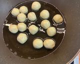 Foto langkah ke 4 dari resep Chapssal Korea donuts.