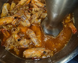 Foto del paso 2 de la receta: Puré de garbanzos con langostinos al ajillo