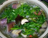 Foto langkah ke 4 dari resep 263)Sayur/jangan asem kangkung.