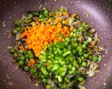 A picture of step 7 of South Indian Rava Upma.