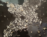 Foto del paso 2 de la receta: Chirlas al ajillo