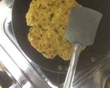 A picture of step 1 of Methi besan ke parathe methi na thepla.