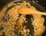 A picture of step 1 of Creamy Curried Samp.