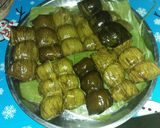 A picture of step 8 of Khao Tom Mud (Thai Banana Sticky Rice Parcels).