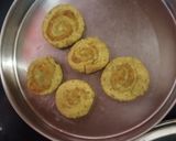 A picture of step 6 of Green chickpeas spiral kachori.