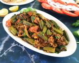 A picture of step 6 of Bhindi Do Pyaaza.